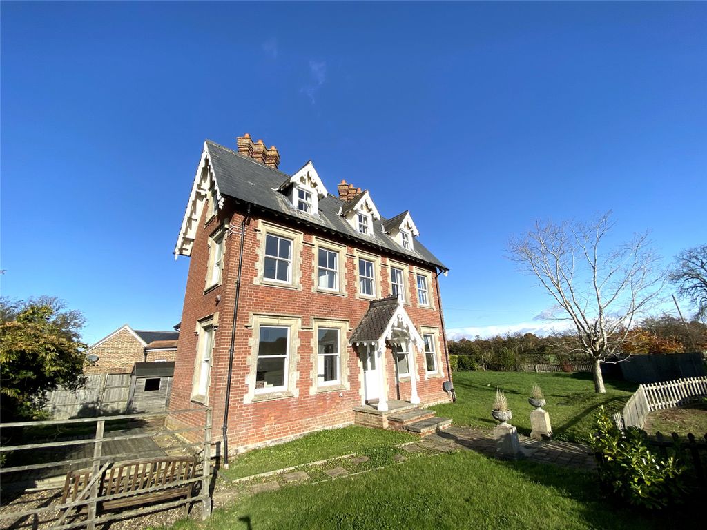 Property photo 1 of 12 Picture No. 01