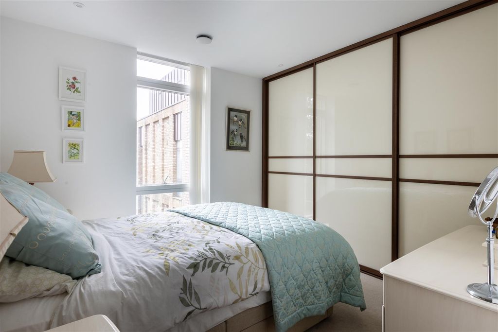 Additional image 8 of 2 bed flat for saleChurch Road, Haywards Heath RH16