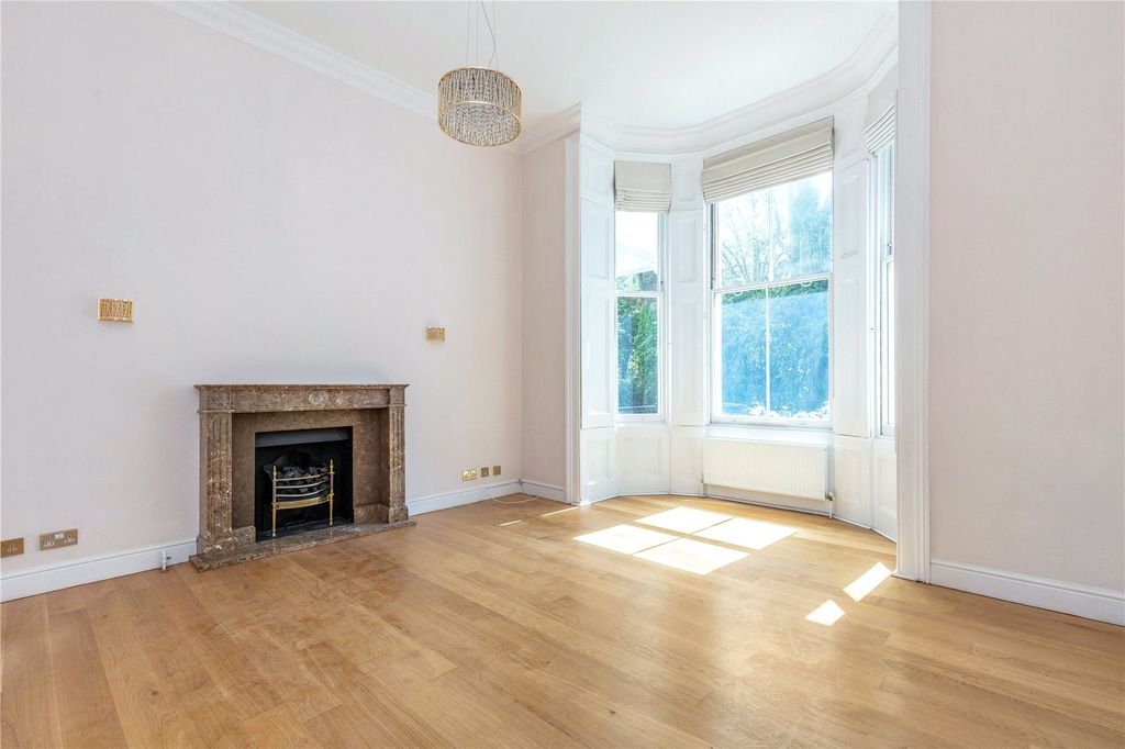 Property photo 2 of 15 Picture No. 02