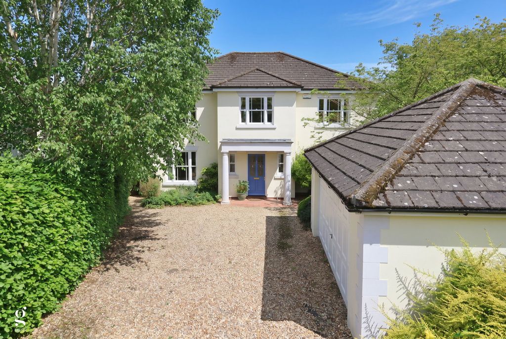 Property photo 1 of 47