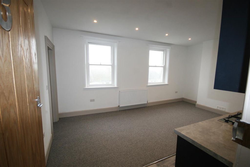 Property photo 3 of 7 Img_0670.Jpg
