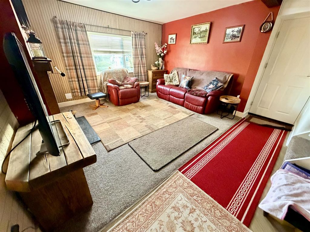 Property photo 2 of 13 Img_0526.Jpeg