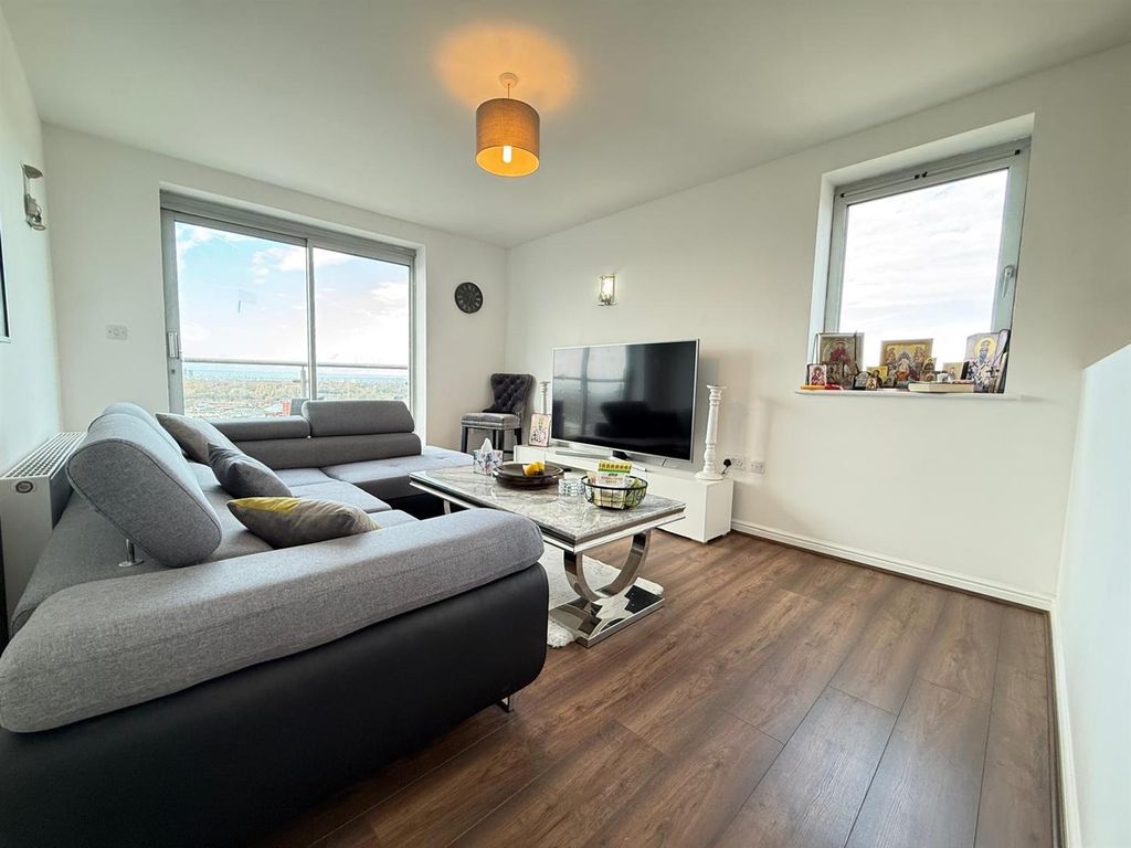 Property photo 3 of 9 03.Jpg