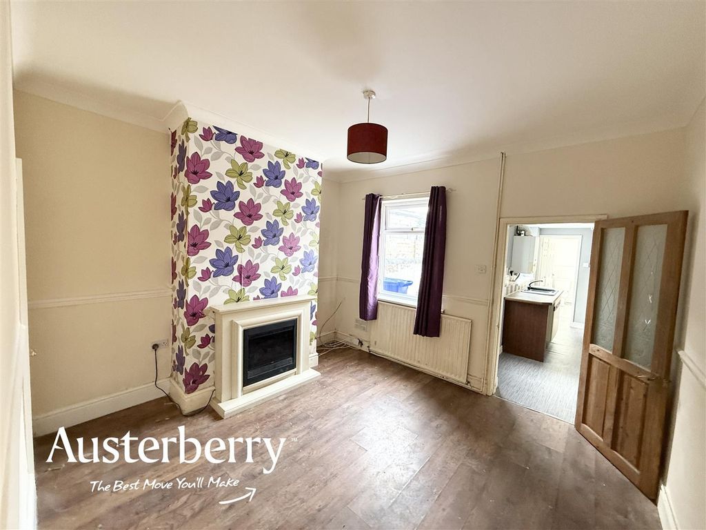 Property photo 3 of 8 Img_8125.Jpg