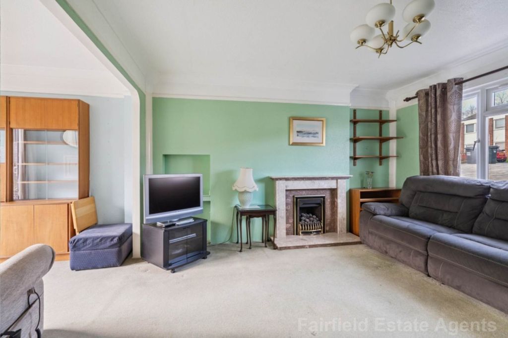 Property photo 3 of 16