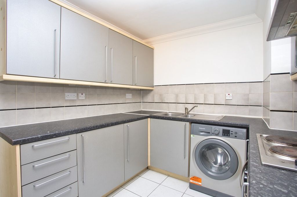 Property photo 2 of 9 Picture 2