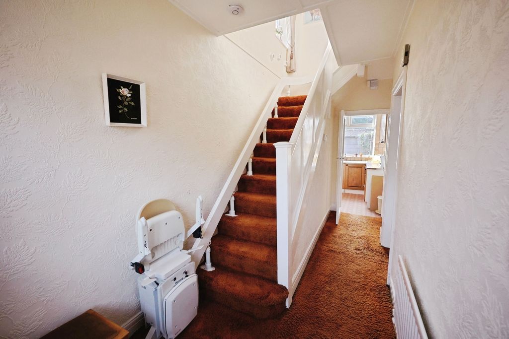 Property photo 2 of 14 Pbox-Img.Jpg