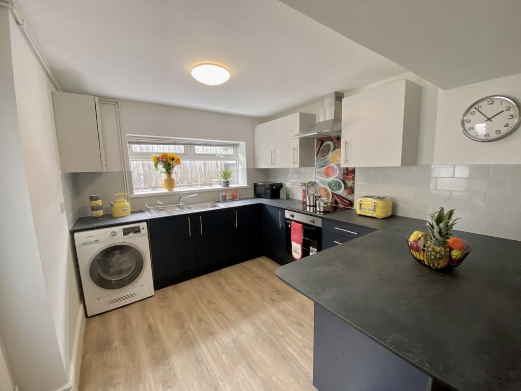 Property photo 1 of 5 8-Rhondda-Street-Photo-27-07-2023-13-56-51