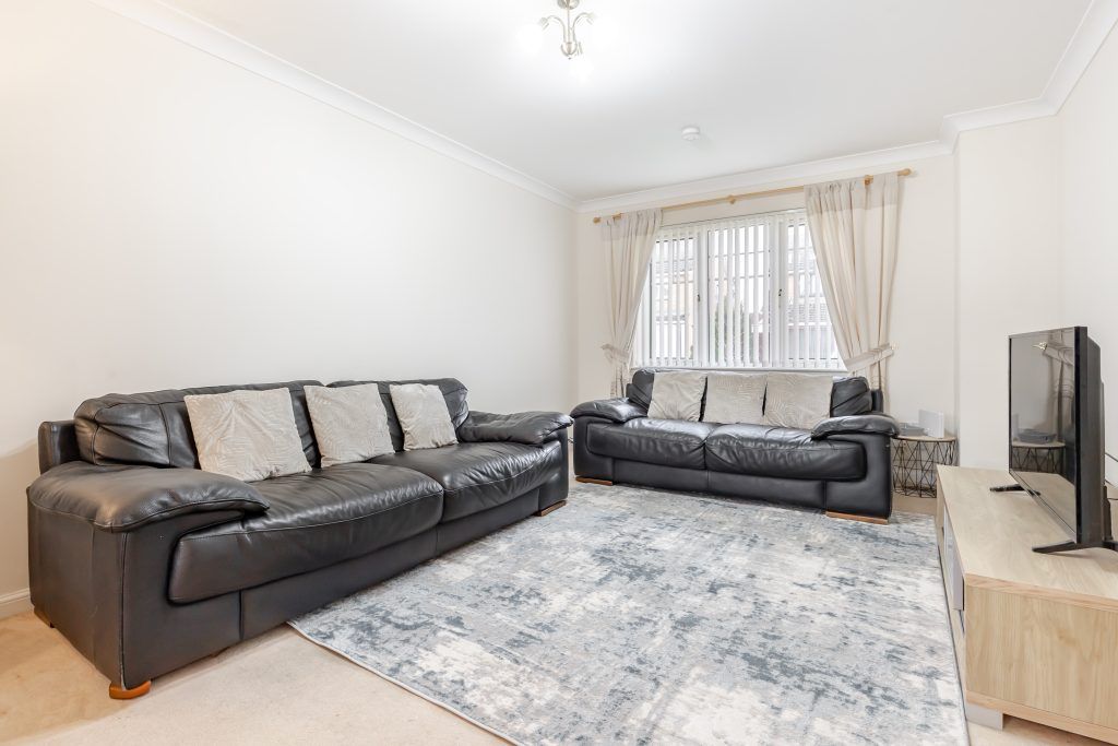 Property photo 3 of 25