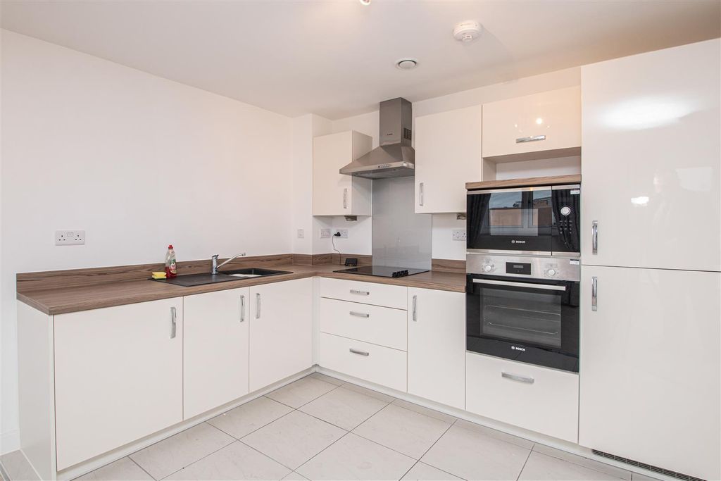 Property photo 3 of 16 Jupiter_17.Jpg
