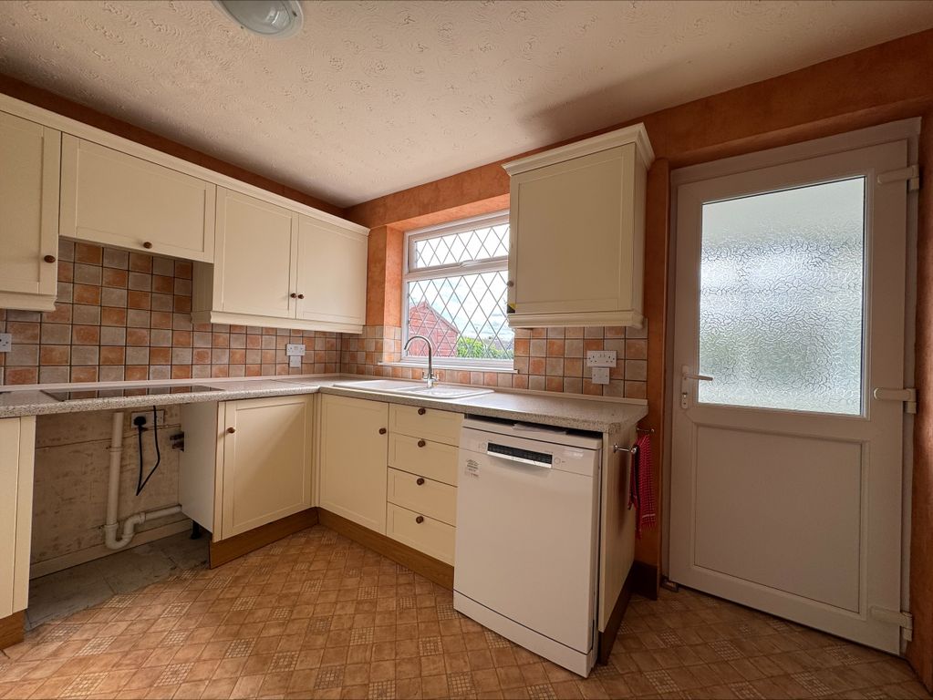 Property photo 2 of 13 Image