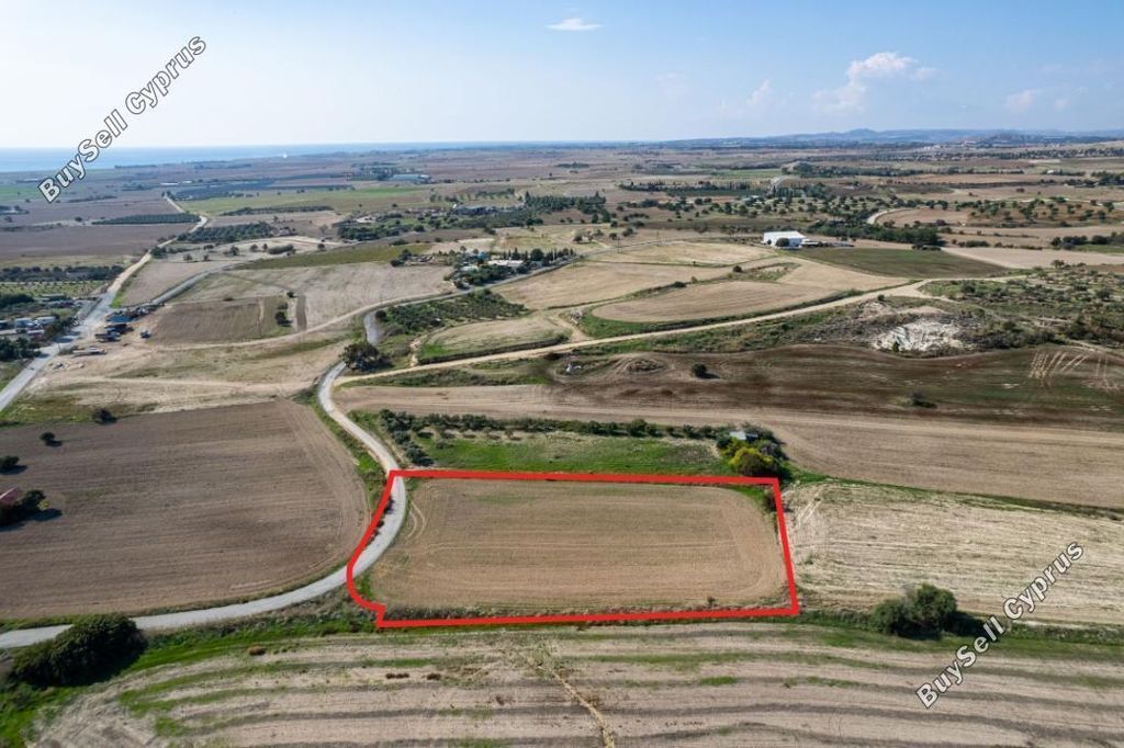 Property photo 3 of 4