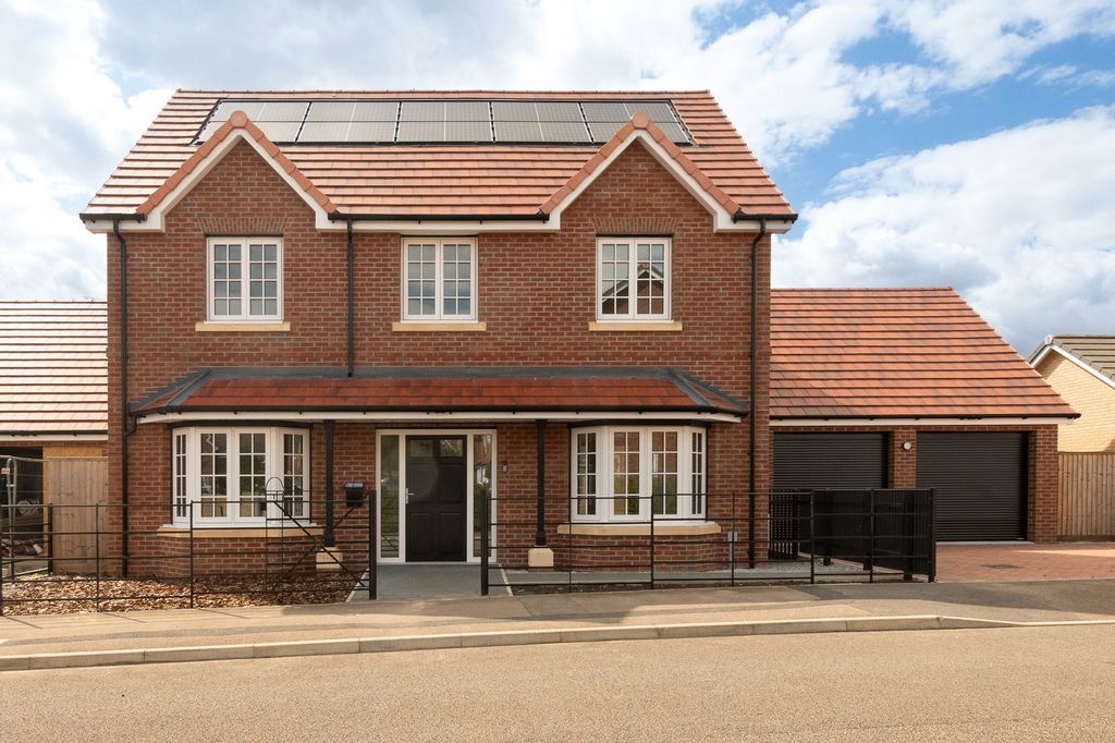 Property photo 1 of 31