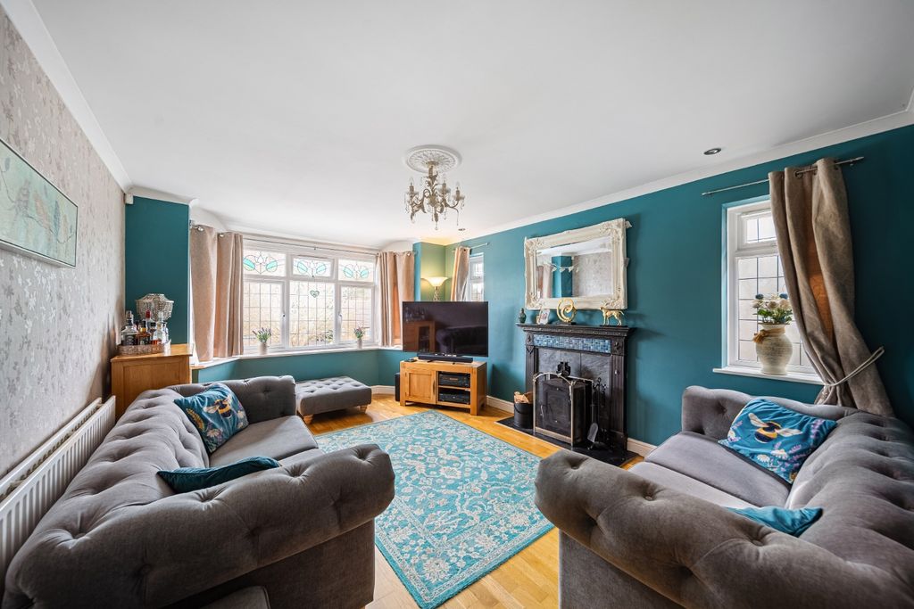 Property photo 2 of 20 4066544