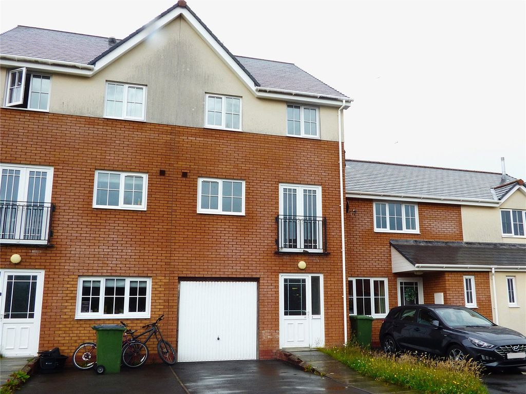 Property photo 1 of 29 Picture No. 31
