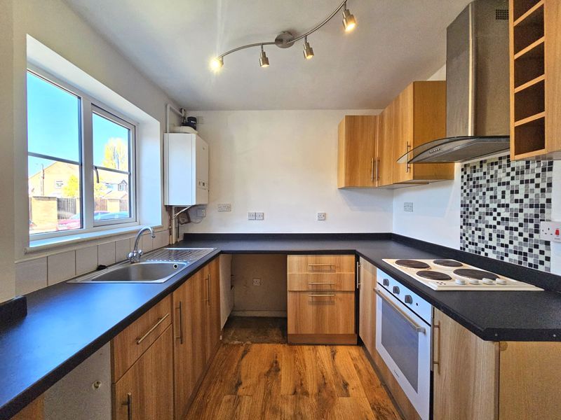 Property photo 3 of 8 Photo 2