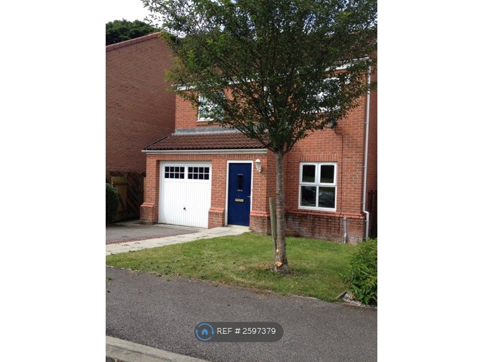 Property photo 1 of 19 Front Entrance