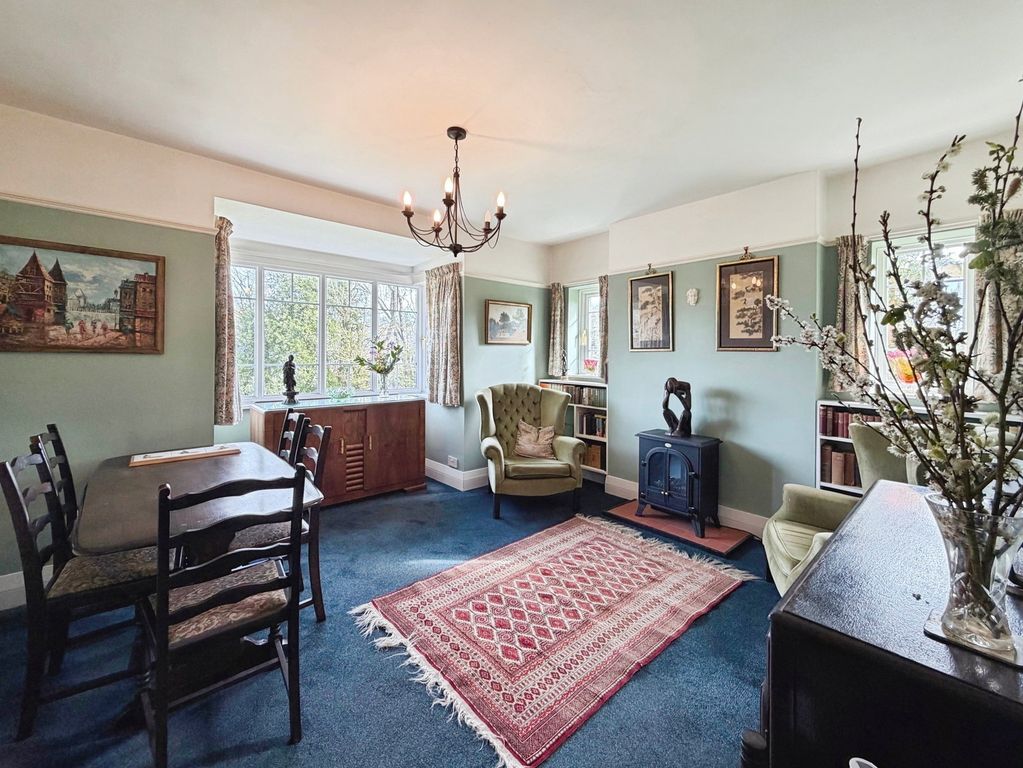 Property photo 2 of 38