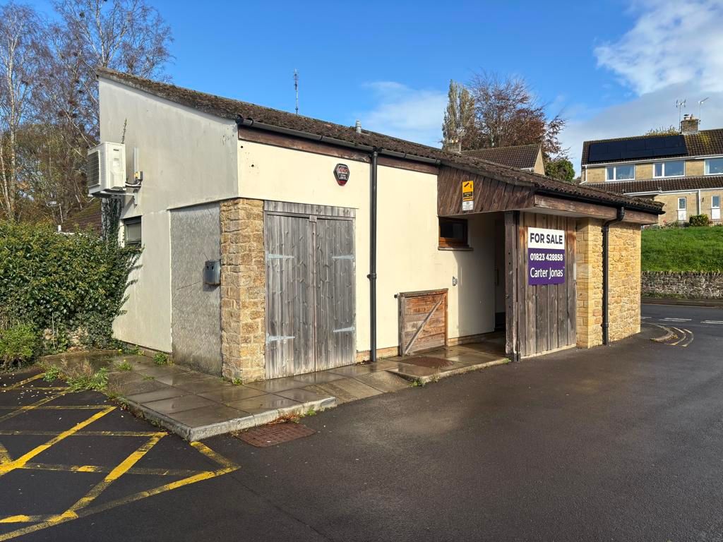 Property photo 3 of 11 Photo 3