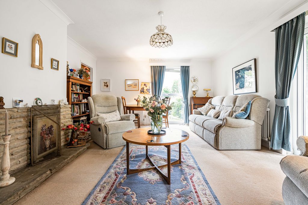 Property photo 3 of 26 2781393
