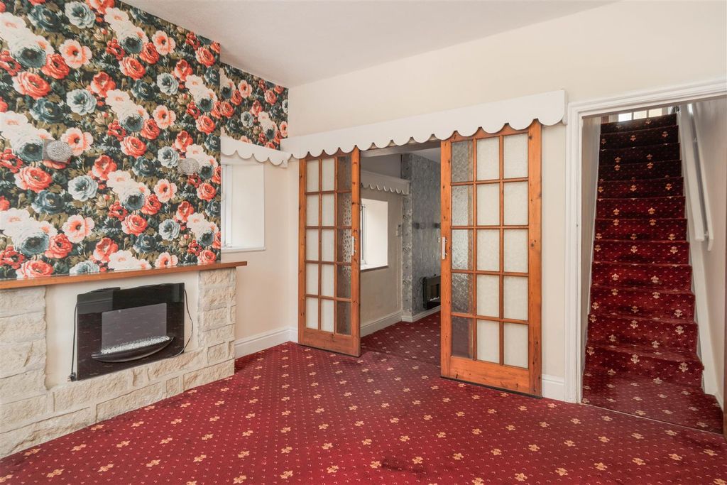 Property photo 3 of 30 Living Room.Jpg