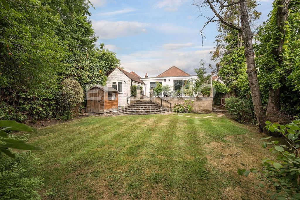 Property photo 3 of 20 Picture No. 20