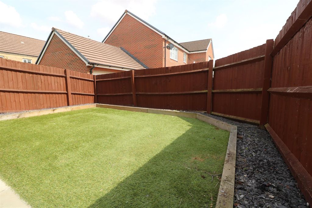 Property photo 2 of 14 Img_1377.Jpg