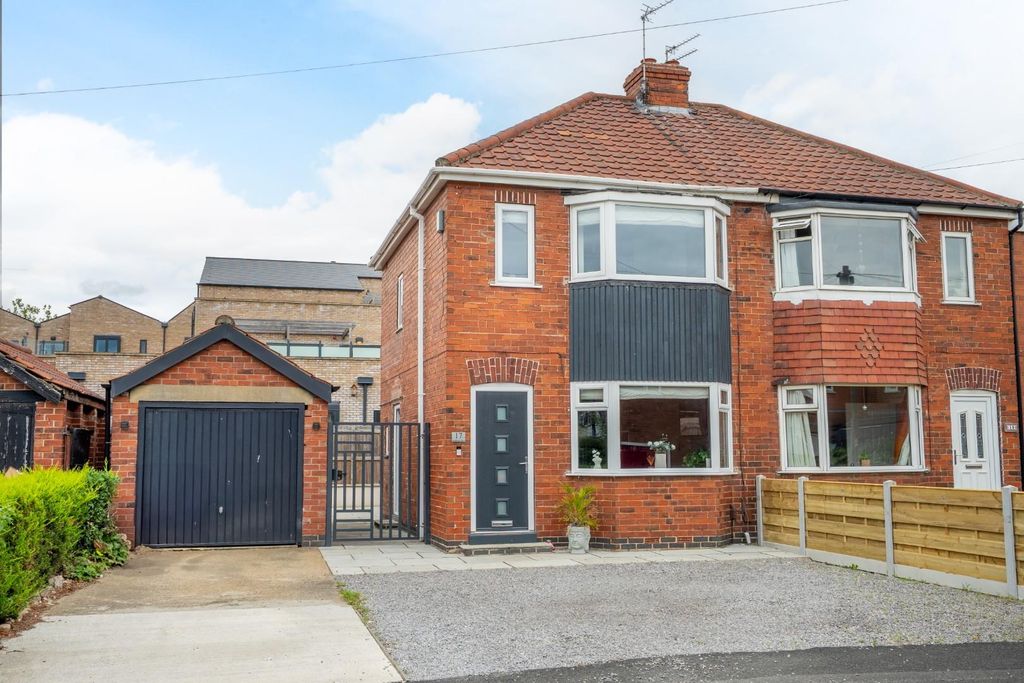 Property photo 1 of 12 17Bg-14.Jpg