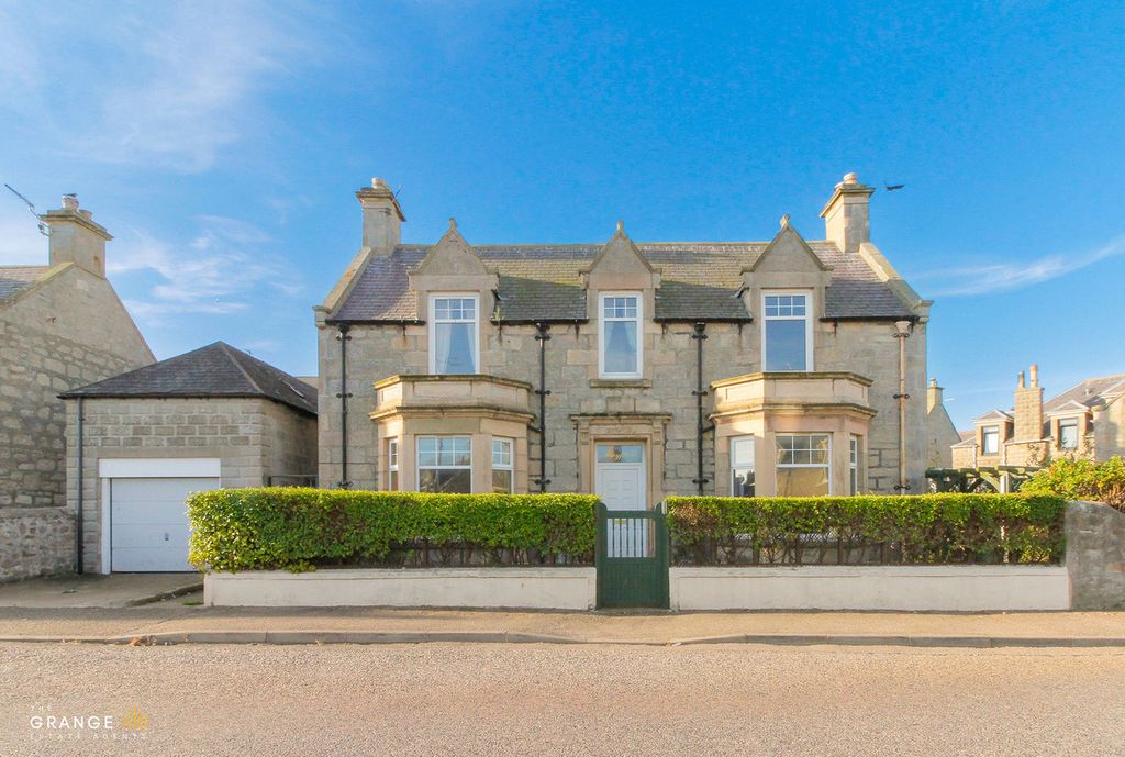 Property photo 1 of 45