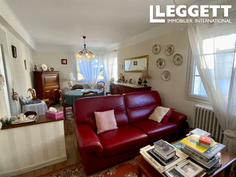 Property photo 3 of 10