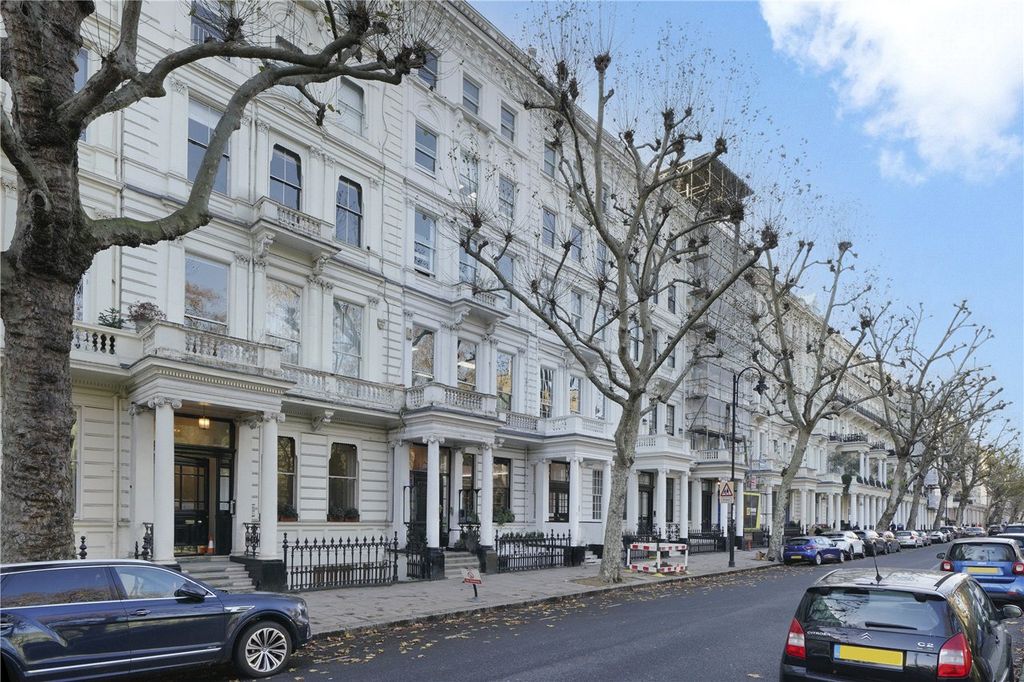 Property photo 1 of 14 Exterior