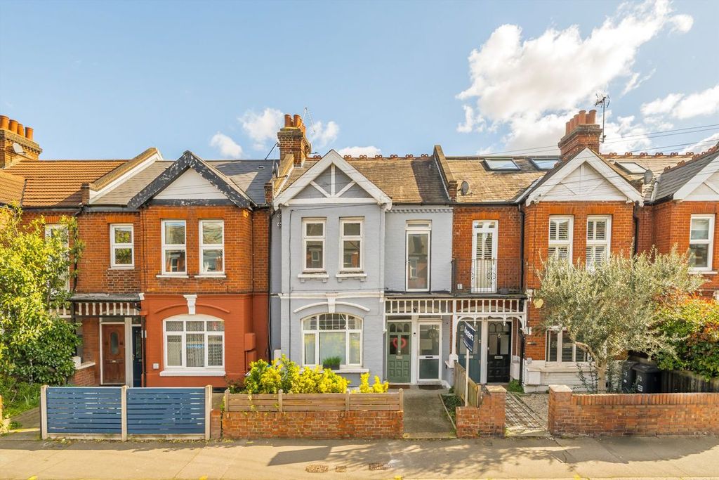 Property photo 1 of 6