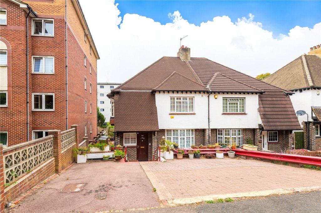 Property photo 1 of 36 Picture No. 69