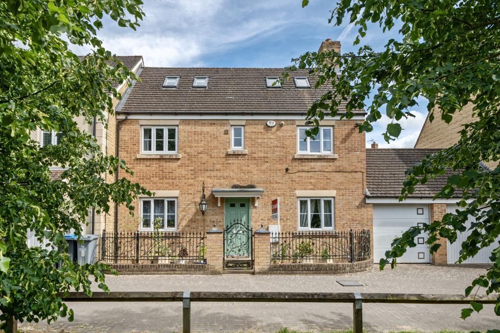 Property photo 1 of 20 External Front