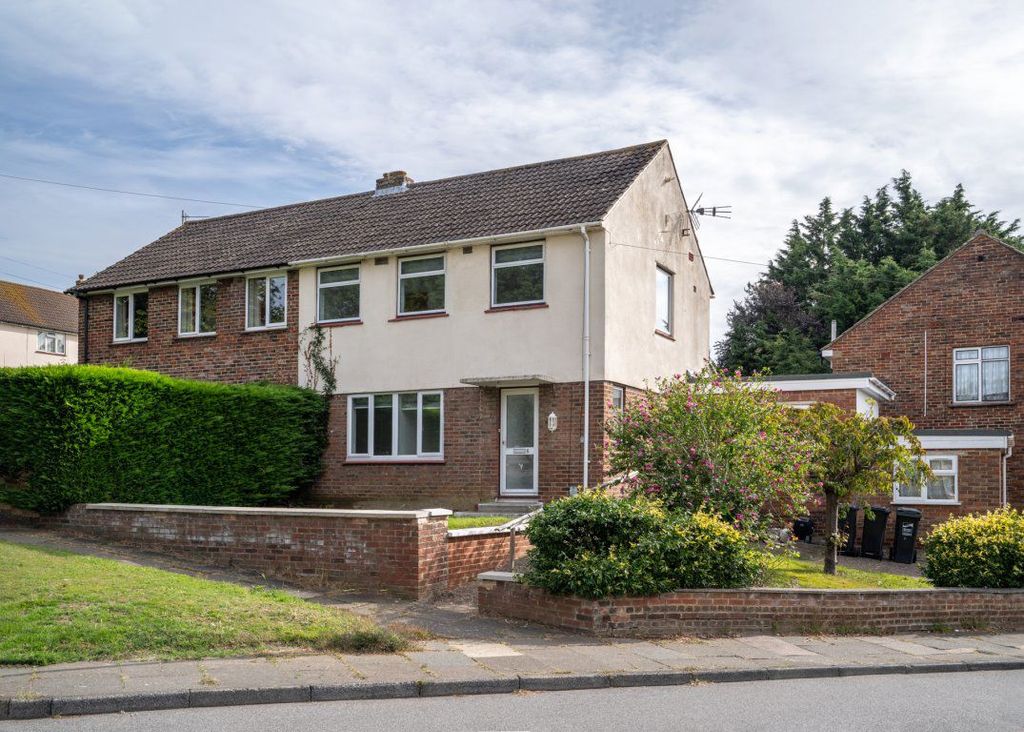 Property photo 1 of 29