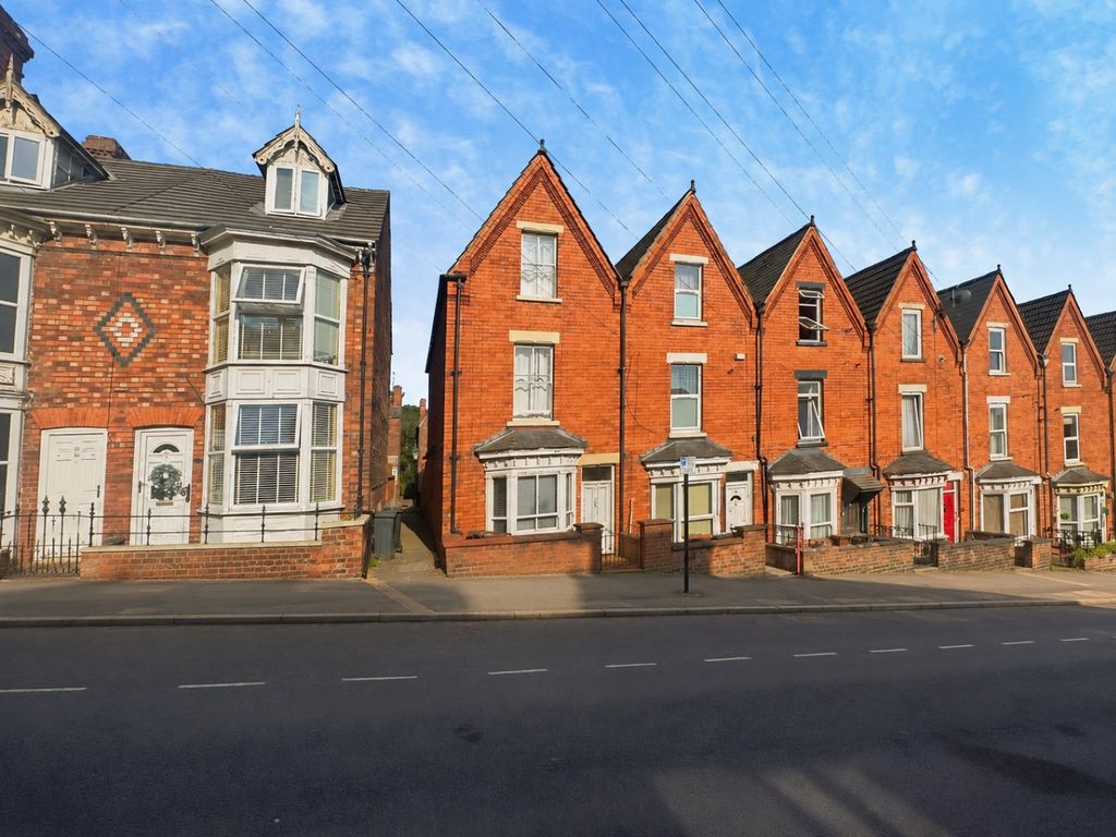 Property photo 1 of 12 4666640