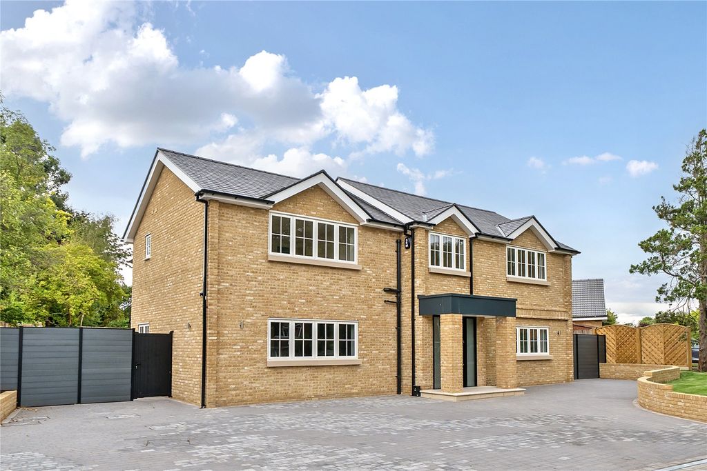 Property photo 1 of 29 Picture No. 03