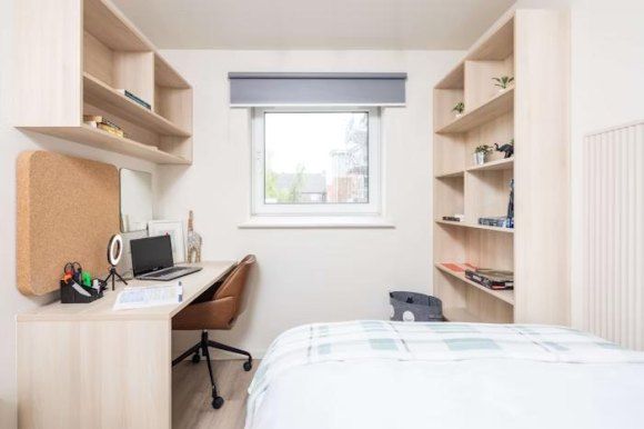 Property photo 2 of 8 Image_2025-10-03_174301881.Png