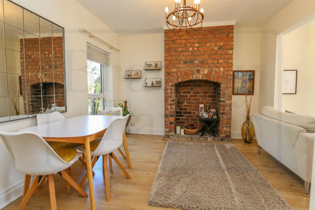 Property photo 2 of 23 Img_9141.Jpg