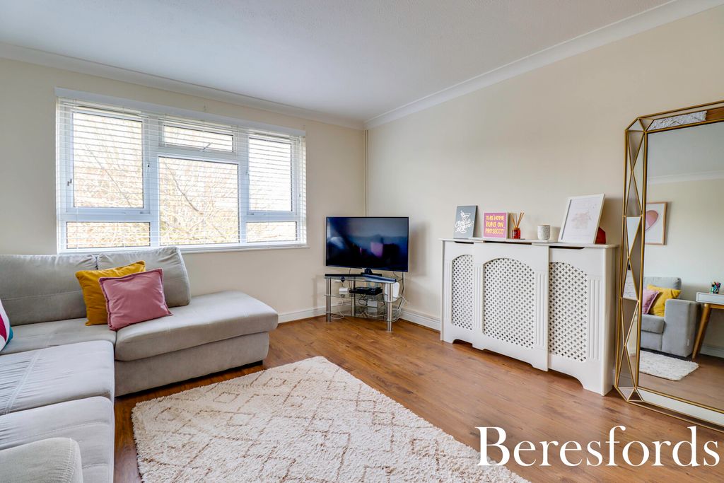 Property photo 2 of 9 Picture No. 08