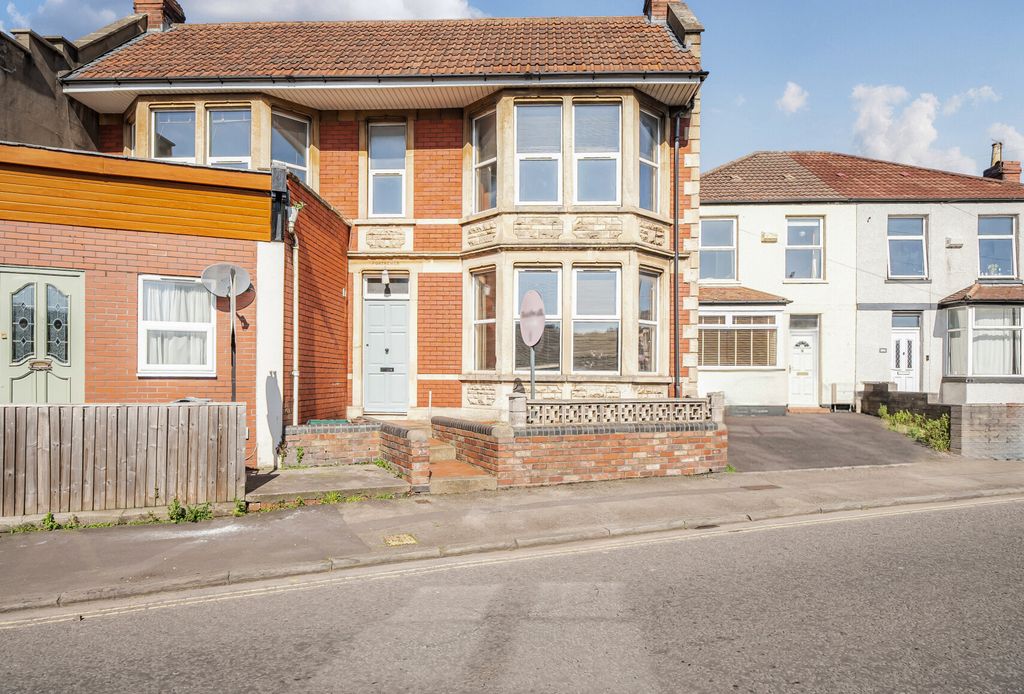 Property photo 1 of 19 1429276-20-69ba98...