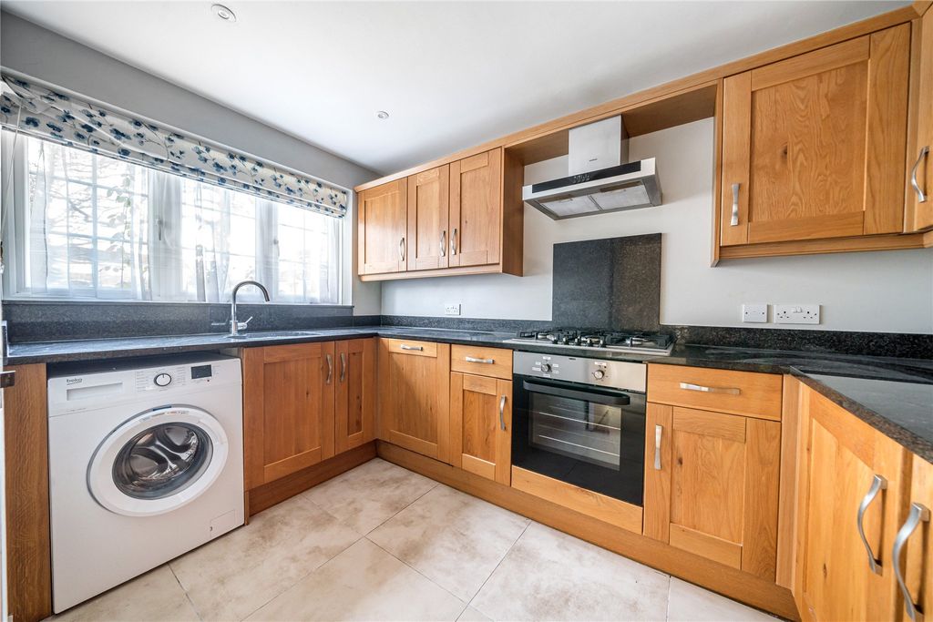 Property photo 2 of 11 Picture No. 04