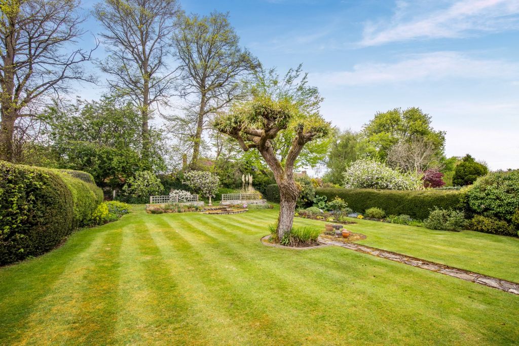 Property photo 2 of 11 Picture No. 04