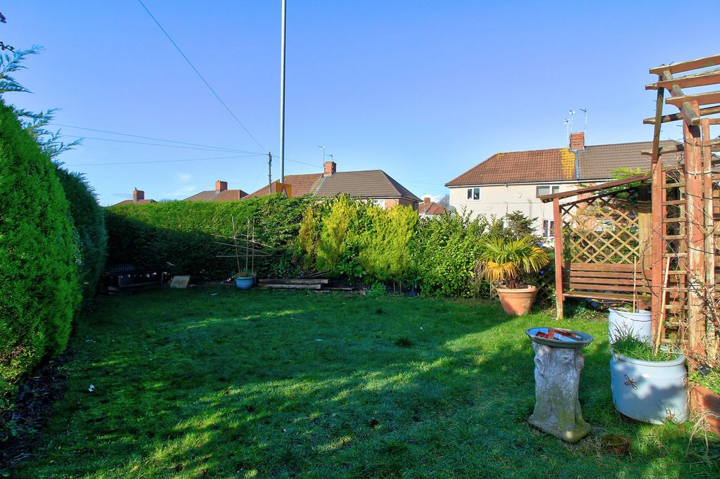 Property photo 2 of 19