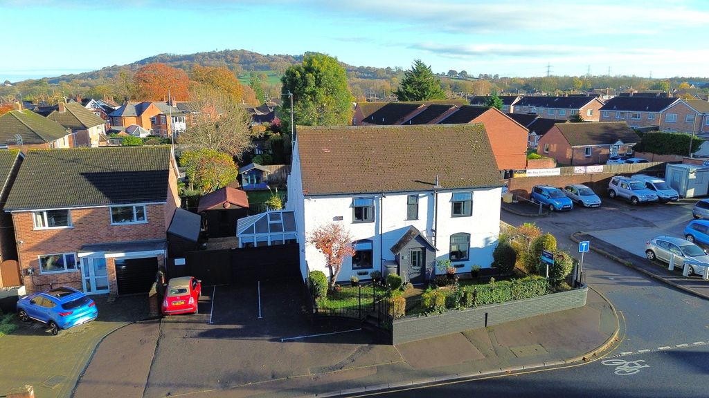 Property photo 1 of 29