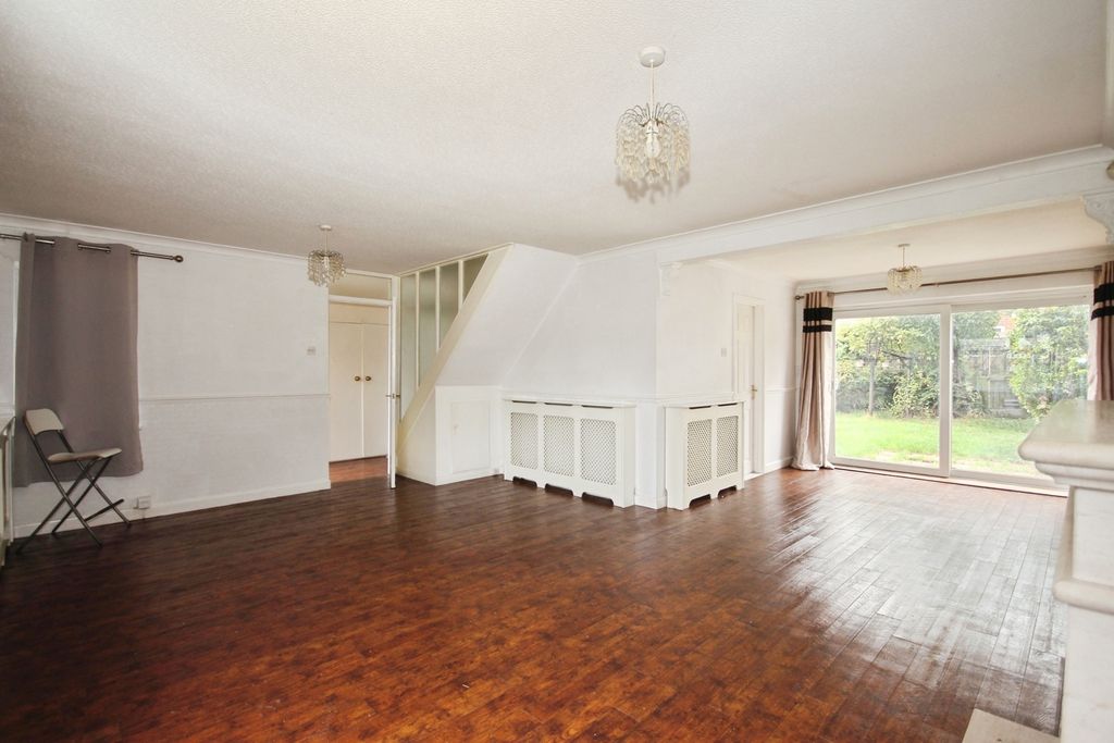 Property photo 2 of 17 Pbox-Img.Jpg