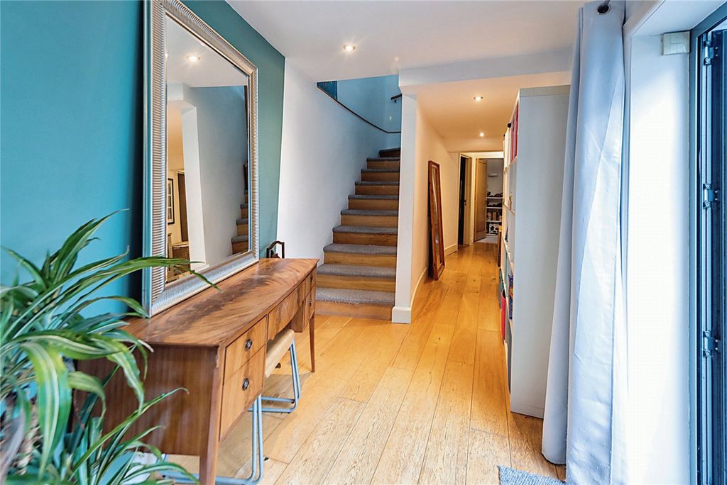 Property photo 3 of 10 Picture No. 35