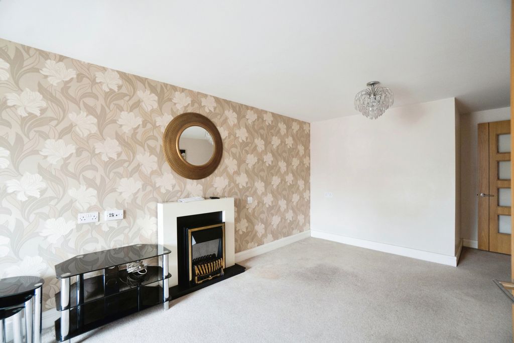 Property photo 3 of 10 Photography