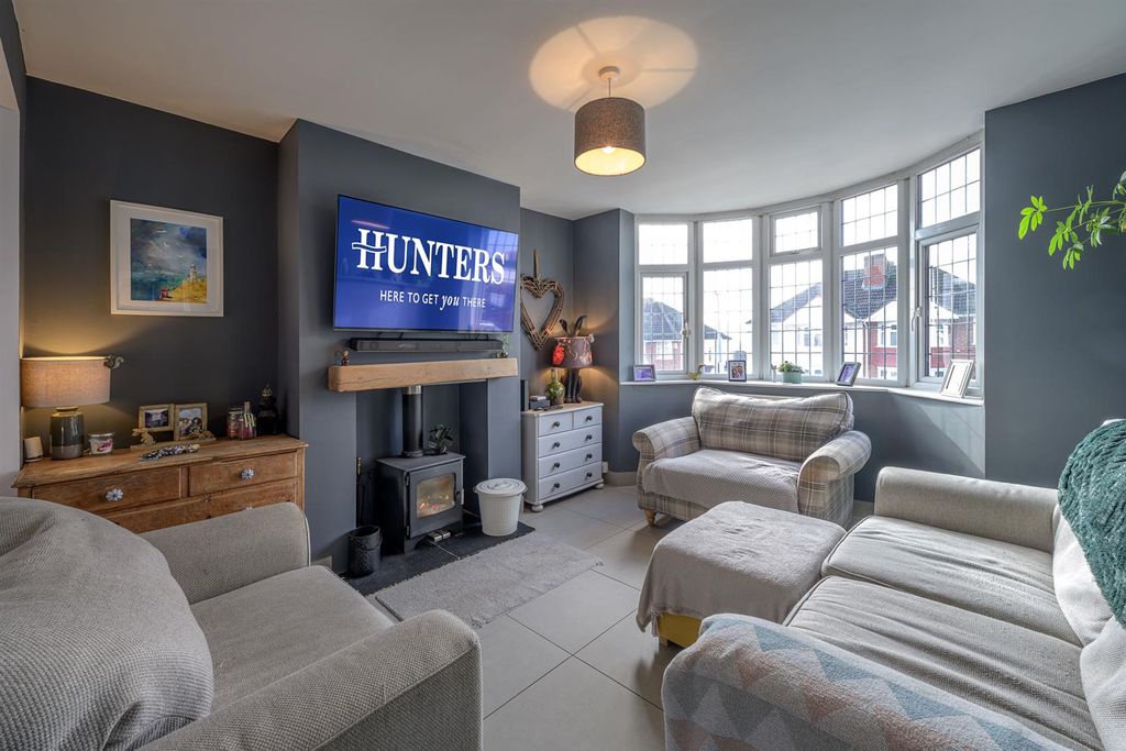 Property photo 3 of 30