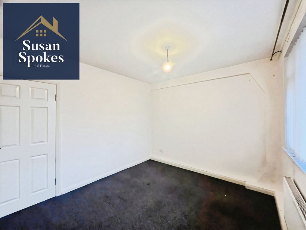 Property photo 3 of 9 Pbox-Img.Jpg